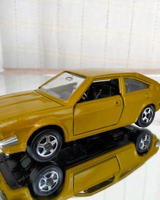 Alfa Romeo  Alfasud sprint - 1/43  Mebetoys A105