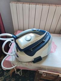 ferro da stiro  al vapore