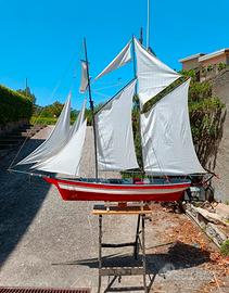 Barca a Vela autocostruita 