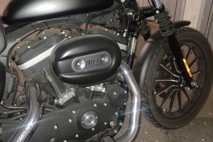 Harley davidson iron 883