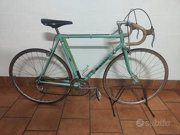 bicicletta vintage Bianchi da corsa