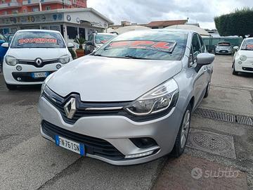 Renault Clio 1.2 Gpl di serie 90CV 5 porte Busines