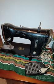 MACCHINA DA CUCIRE 
