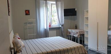 STANZA Matrimoniale per singolo si affitta