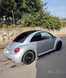 wolkswagen new beetle 1.9tdi Anno 2000