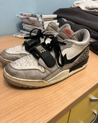 Nike jordan legacy 312 low