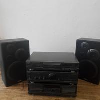 Stereo Technics con casse e amplificatore 