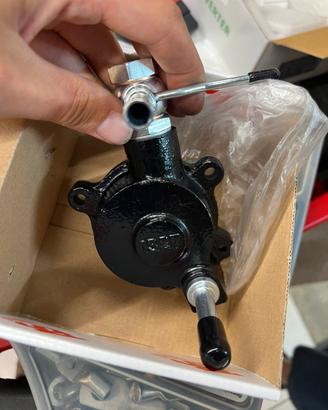 Pompa vuoto alternatore lj70 faro tondo
