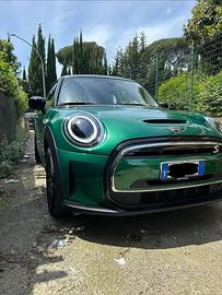 Mini cooper SE elettrica