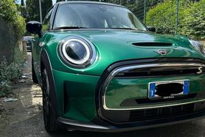Mini cooper SE elettrica