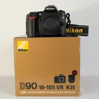 NIKON D90