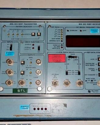 Apparecchiature elettroniche vintage varie