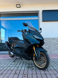 Yamaha t-Max 560 Tech