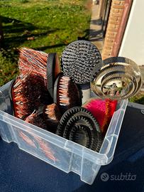 Spazzole Per la Pulizzia del Cavallo