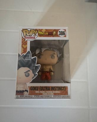 Funko pop di Goku Ultra Istinto
