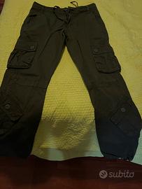 Pantaloni cargo