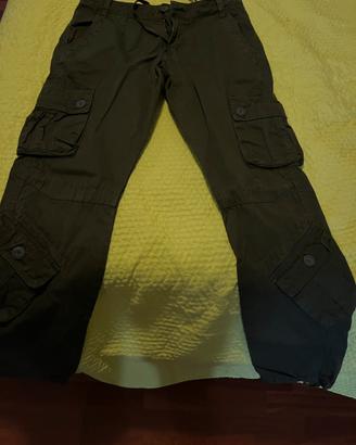 Pantaloni cargo