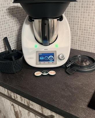 Bimby TM5 con accessori e ricette digitali