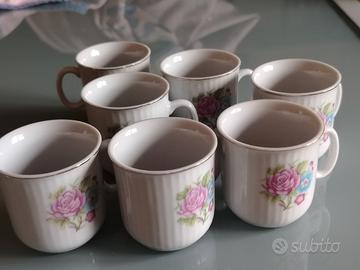 set tazzine vintage in porcellana 