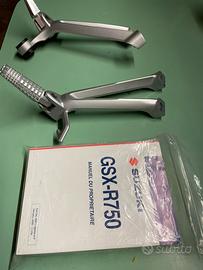 Pedane passegiero gsx-r 750 anno 2008