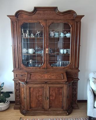 Mobile credenza in radica di noce