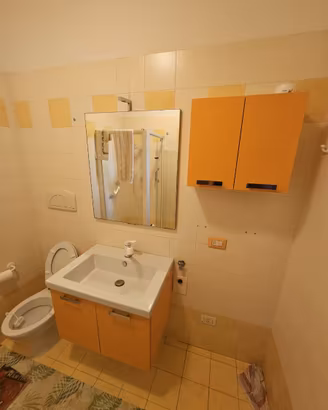 Mobile Bagno + Specchio Arancione Usato 4735/U
