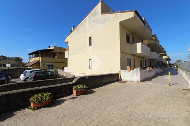 4 LOCALI A AGROPOLI