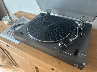 Giradischi Akai AP-001C testina Shure BU801  			