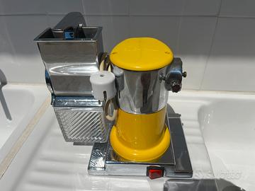 Tritacarne grattugia omre quick mill