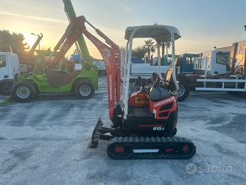 Mini escavatore KUBOTA U15