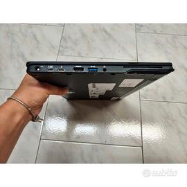 FUJITSU U939X TOUCH 8GB/256 i5-8365U - Informatica In vendita a Roma