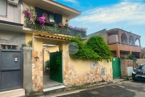 CASA SEMINDIPENDENTE A MARACALAGONIS