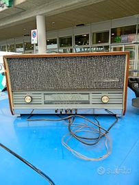 radio antica a 10 euro. tel 3519238154 cuneo