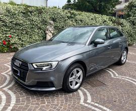 AUDI A3  SPB 1.6 TDI navi , Led , telefono