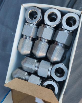 Raccordi a compressione Swagelok / fittings
