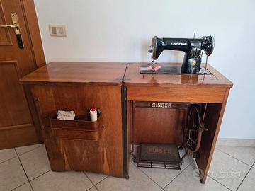 Macchina da Cucire Singer Vintage con mobile