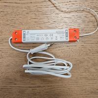 DRIVER ALIMENTATORE PER LUCI LED 