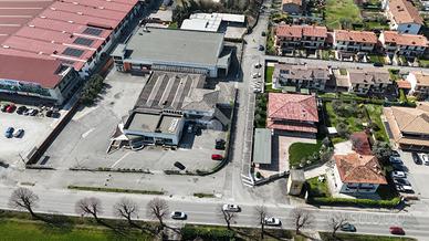 COMPLESSO A PUEGNAGO SUL GARDA