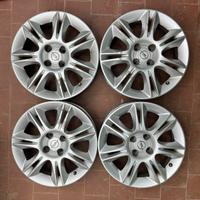 Cerchi in lega Opel Corsa D 16”
