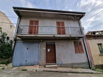 Casa indipendente di 192 m² con più di 5 locali e 