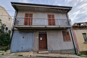 Casa indipendente di 192 m² con più di 5 locali e 