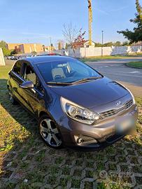 Kia Rio 1.1 CRDi 75 CV, 2014, 154.000 km