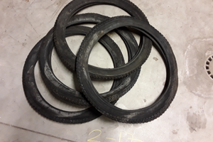 Nr.2 x 5euro Copertone moped 2x17