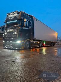 Aggancio completo Scania S650 e rimorchio Lamberet