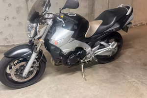 Suzuki GSR 600 anno 2009 km33 mila