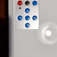 proiettore nuovo completo di telo 