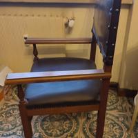 Scrivania e sedie casa/studio