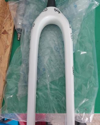 forcella rigida mtb Gravel  boost 110