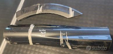 Modanatura porta posteriore sinistra Ford puma 202