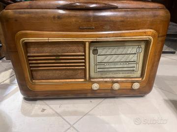 Antica radio Telefunken